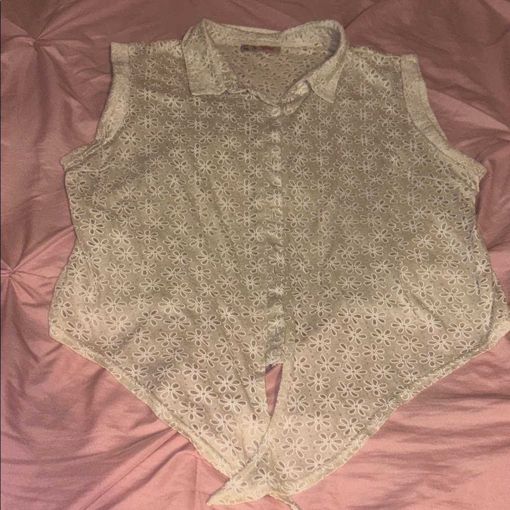 MIA White Floral Lace Tie-Front Camisole